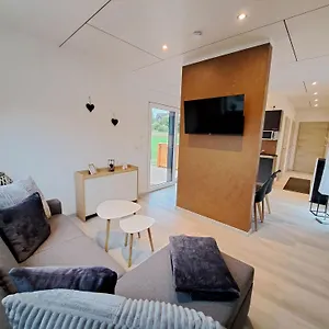 Ferienhaus - Fimo Haus, Nagel
